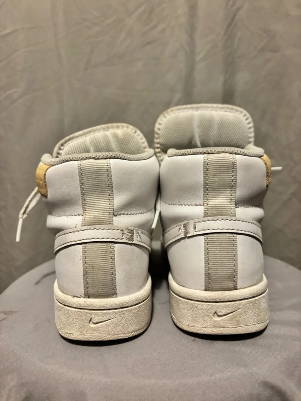 Nike White and Purple High-Top Sneakers Women’s Two Toned - Picture 3 of 7